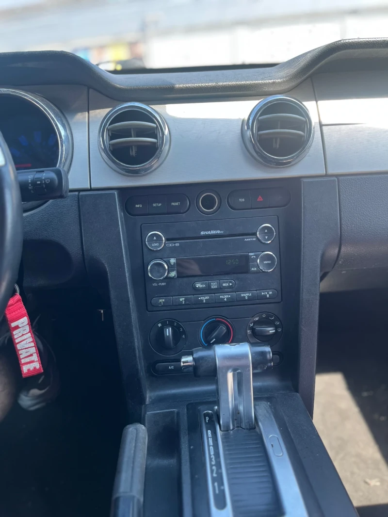 Ford Mustang, снимка 9 - Автомобили и джипове - 53152091