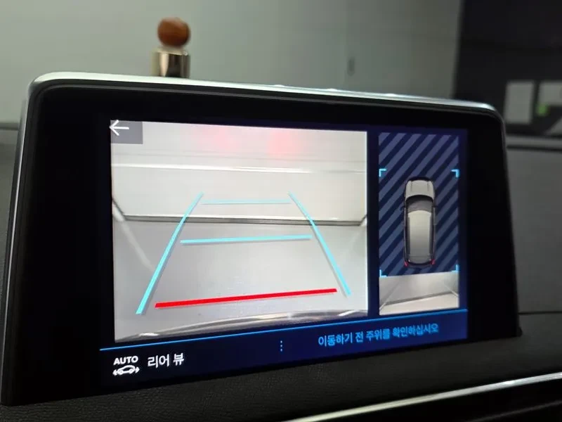 Peugeot 3008 1.6 BlueHDI, снимка 15 - Автомобили и джипове - 54298740