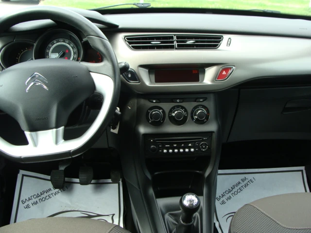 Citroen C3 1.2, снимка 13 - Автомобили и джипове - 54807027