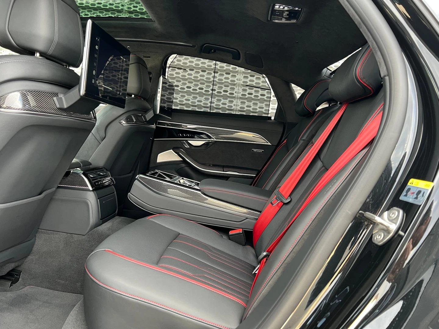 Audi S8 TFSI quattro | Mobile.bg   14