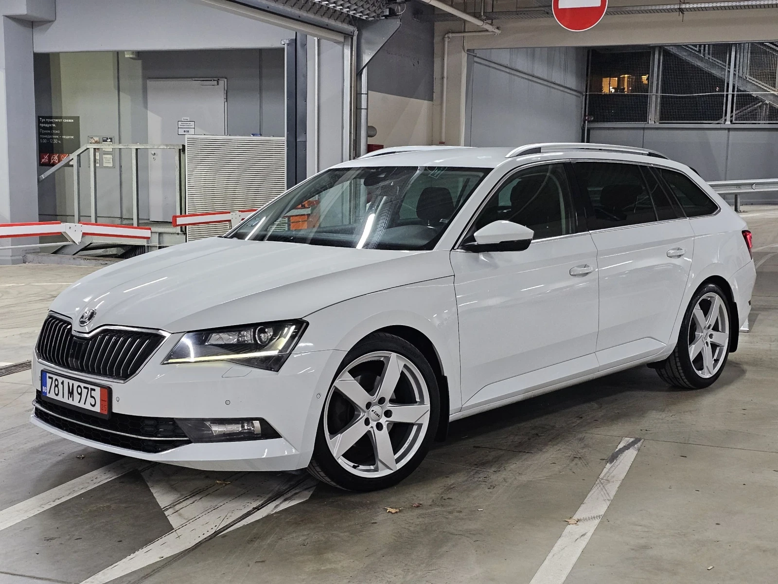 Skoda Superb 2.0tdi, 190., DSG 6. * *  | Mobile.bg   1
