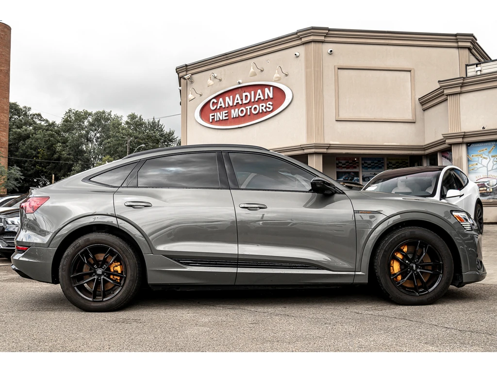 Audi E-Tron Prestige* S-Line* 360* КОжа* Подгрев* Пано*  - изображение 2