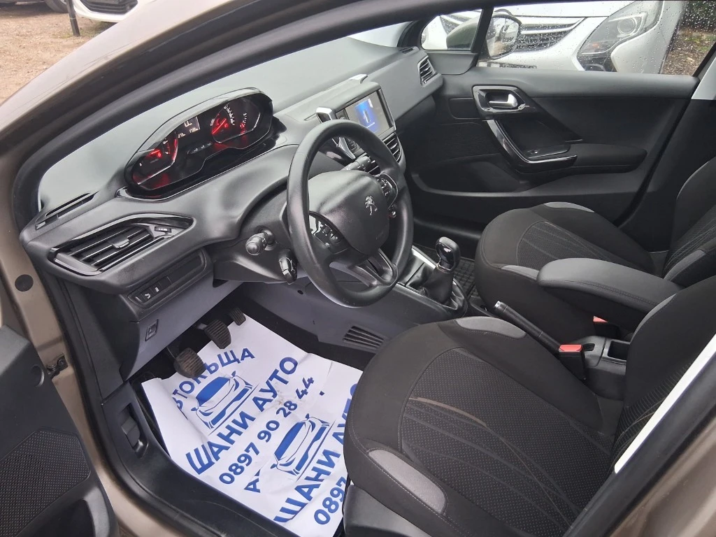 Peugeot 208  - изображение 7