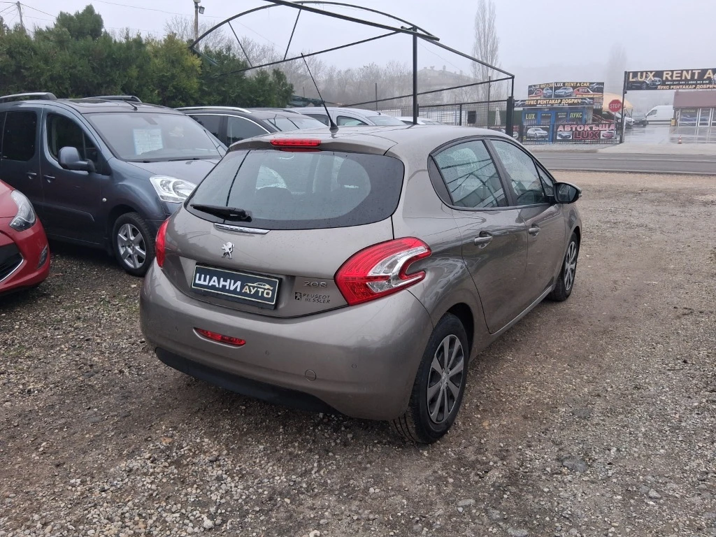 Peugeot 208  - изображение 4