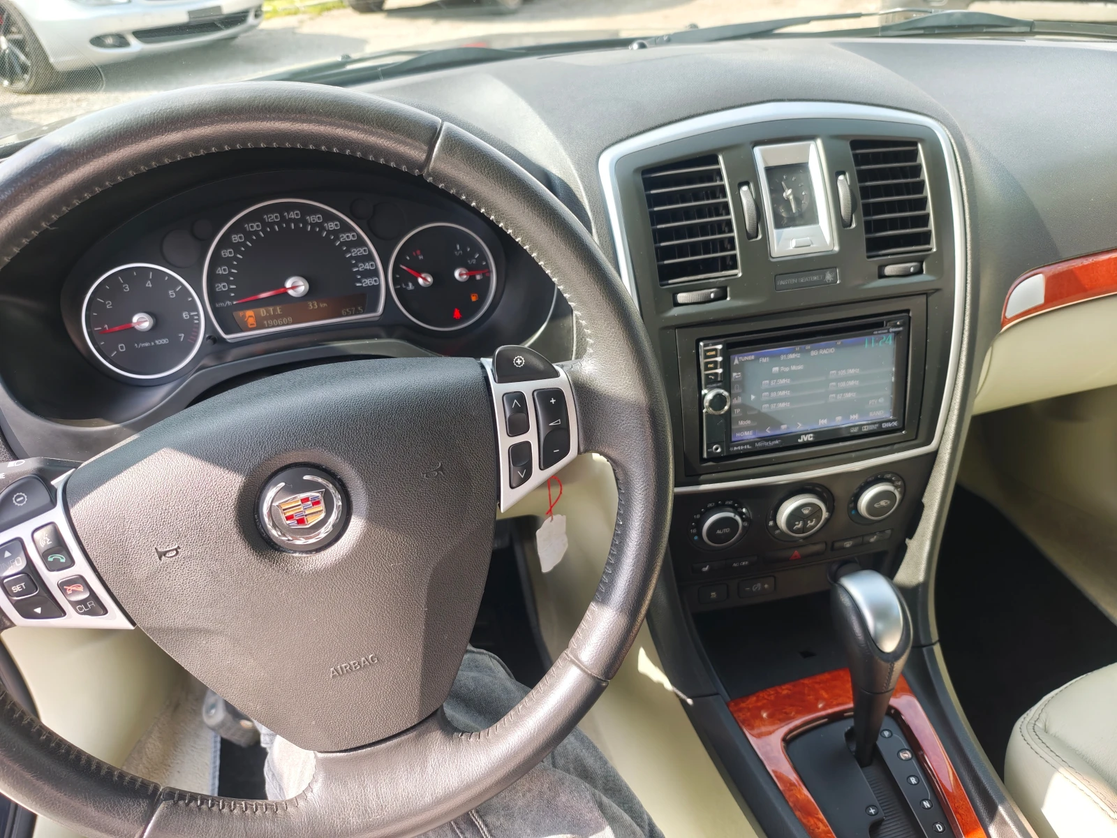 Cadillac BLS ШВЕЙЦАРИЯ, снимка 14 - Автомобили и джипове - 53723888