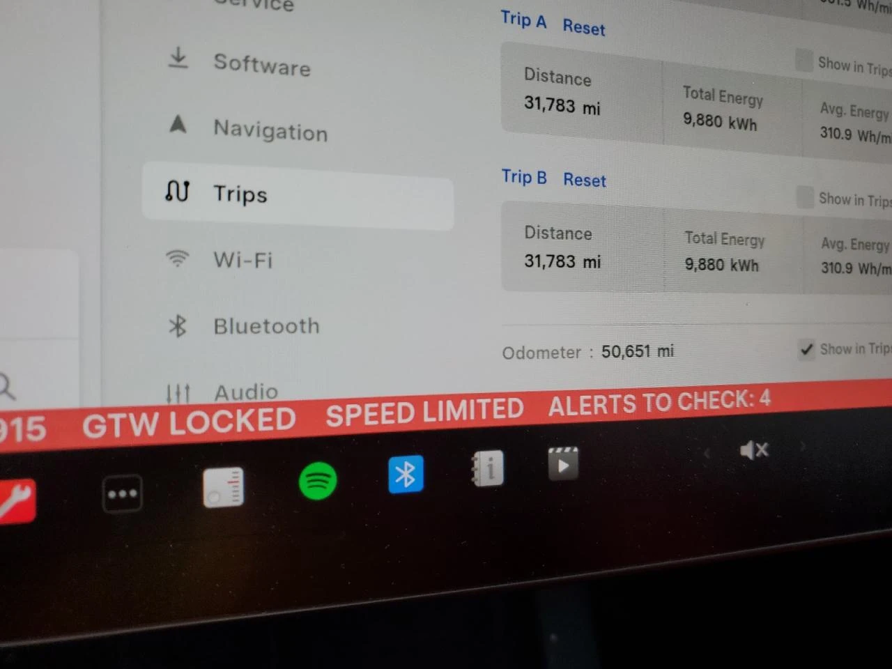 Tesla Model Y, снимка 9 - Автомобили и джипове - 53916546