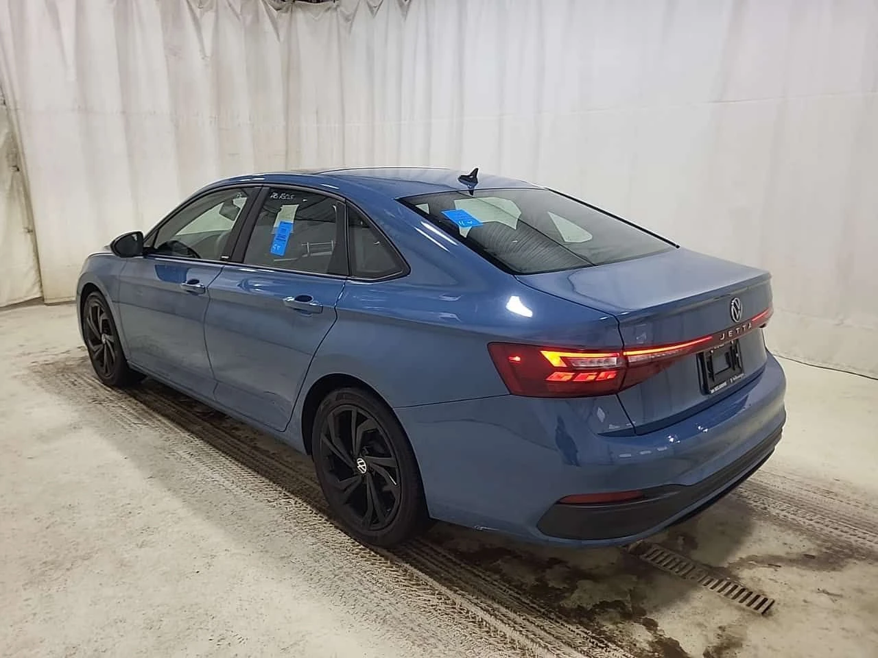 VW Jetta * COMFORTLINE * CARFAX * ПАНОРАМА * МЪРТВА ТОЧКА *, снимка 4 - Автомобили и джипове - 54065846