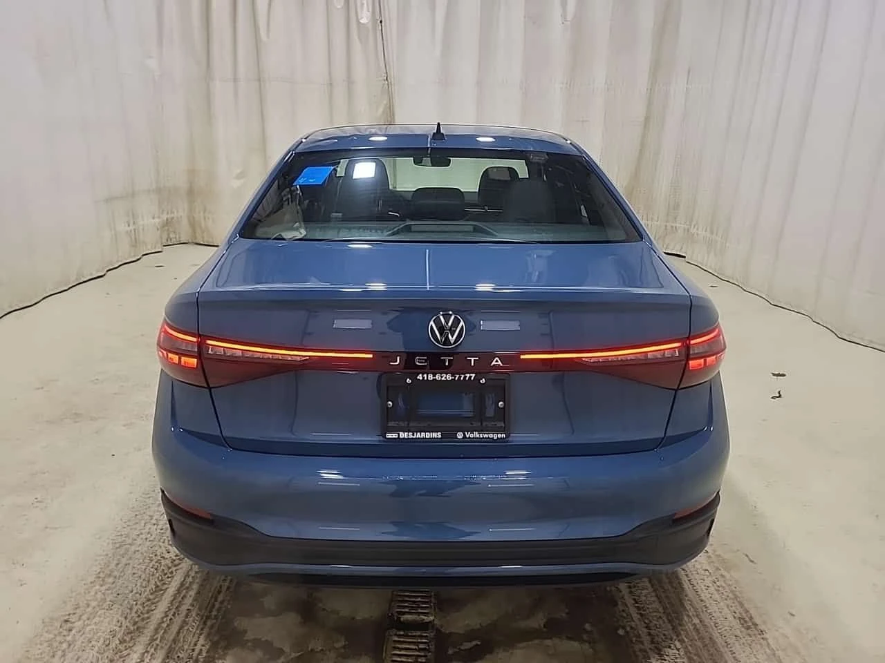 VW Jetta * COMFORTLINE * CARFAX * ПАНОРАМА * МЪРТВА ТОЧКА *, снимка 16 - Автомобили и джипове - 54065846