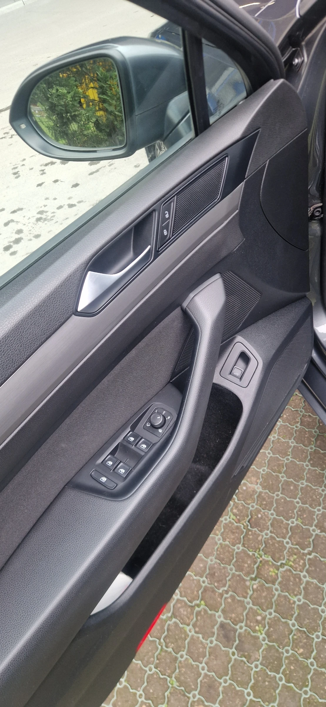 VW Passat, снимка 11 - Автомобили и джипове - 54249963