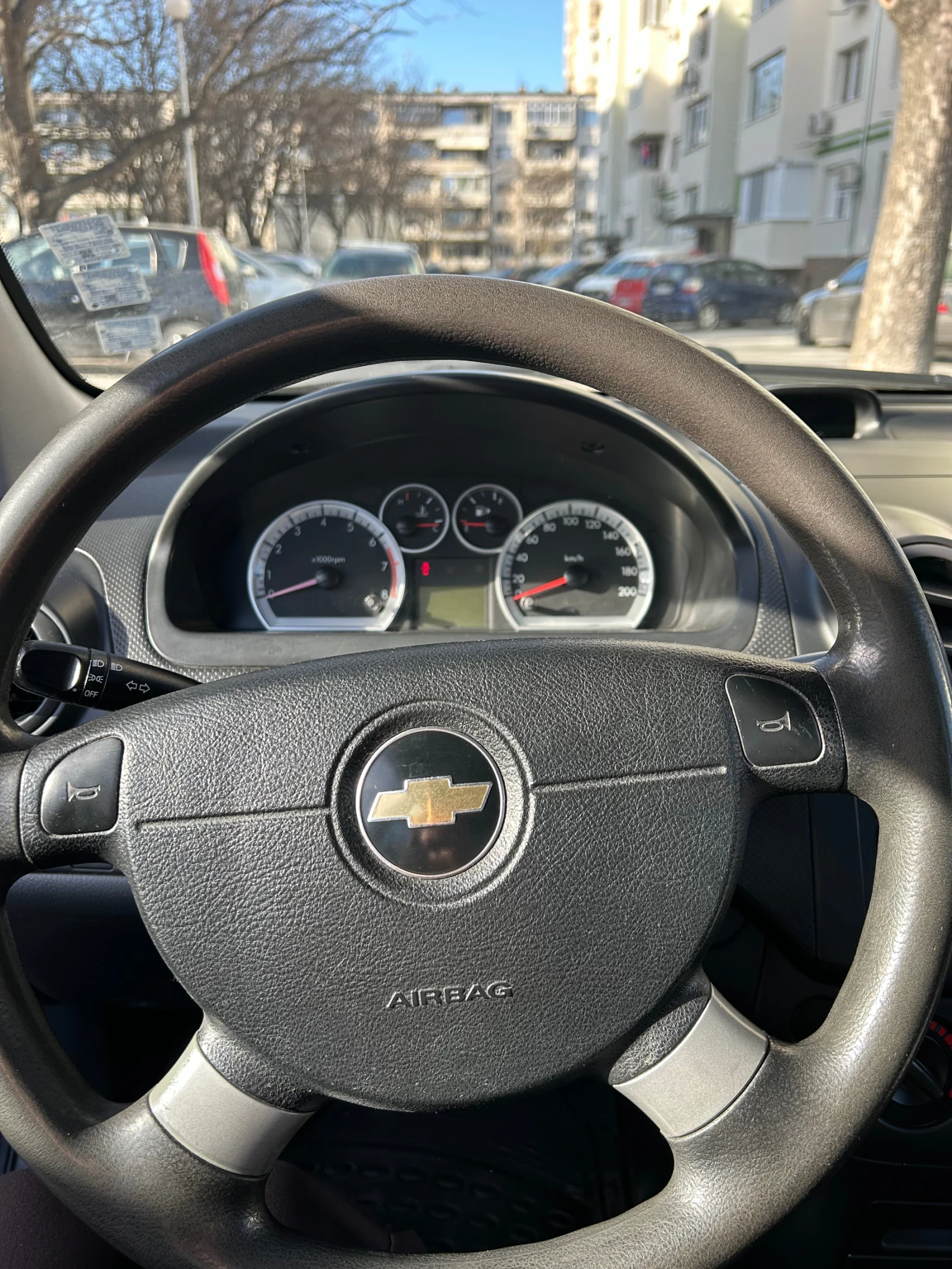 Chevrolet Aveo, снимка 7 - Автомобили и джипове - 54359517