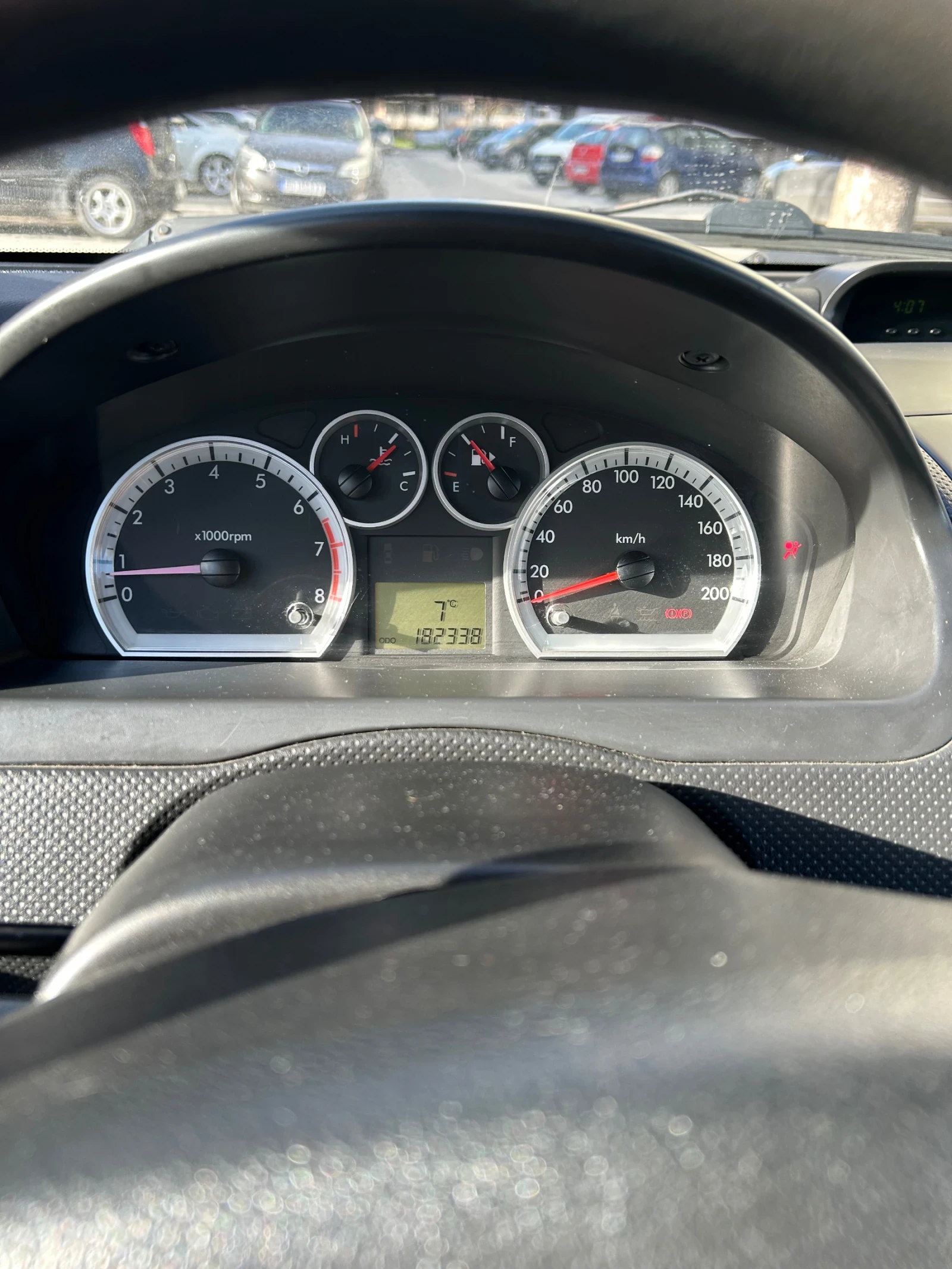 Chevrolet Aveo, снимка 8 - Автомобили и джипове - 54359517
