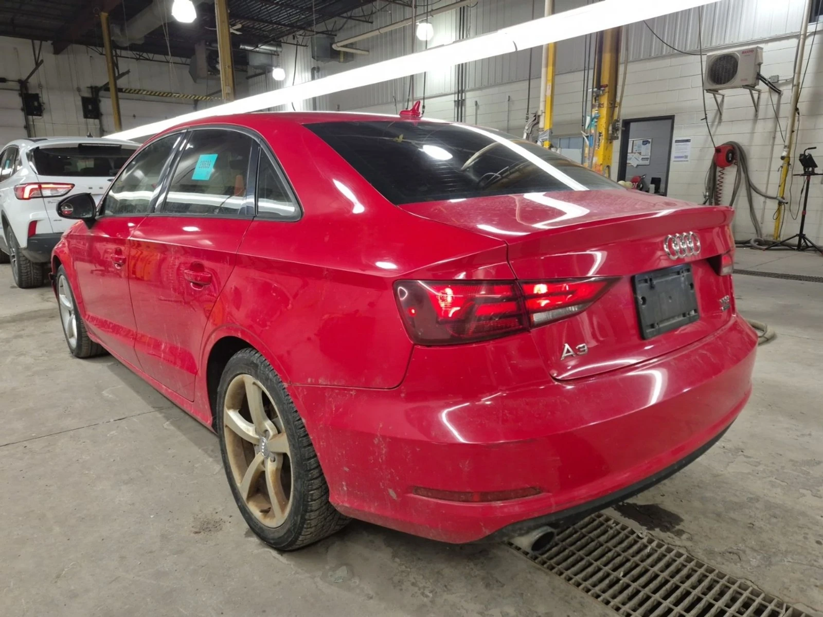 Audi A3 PREMIUM* A��������� * (���� �� ��) | Mobile.bg � ����������� 4