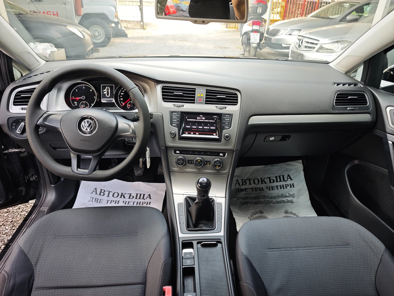 VW Golf 1.6TDI ITALIA , снимка 9 - Автомобили и джипове - 54857306