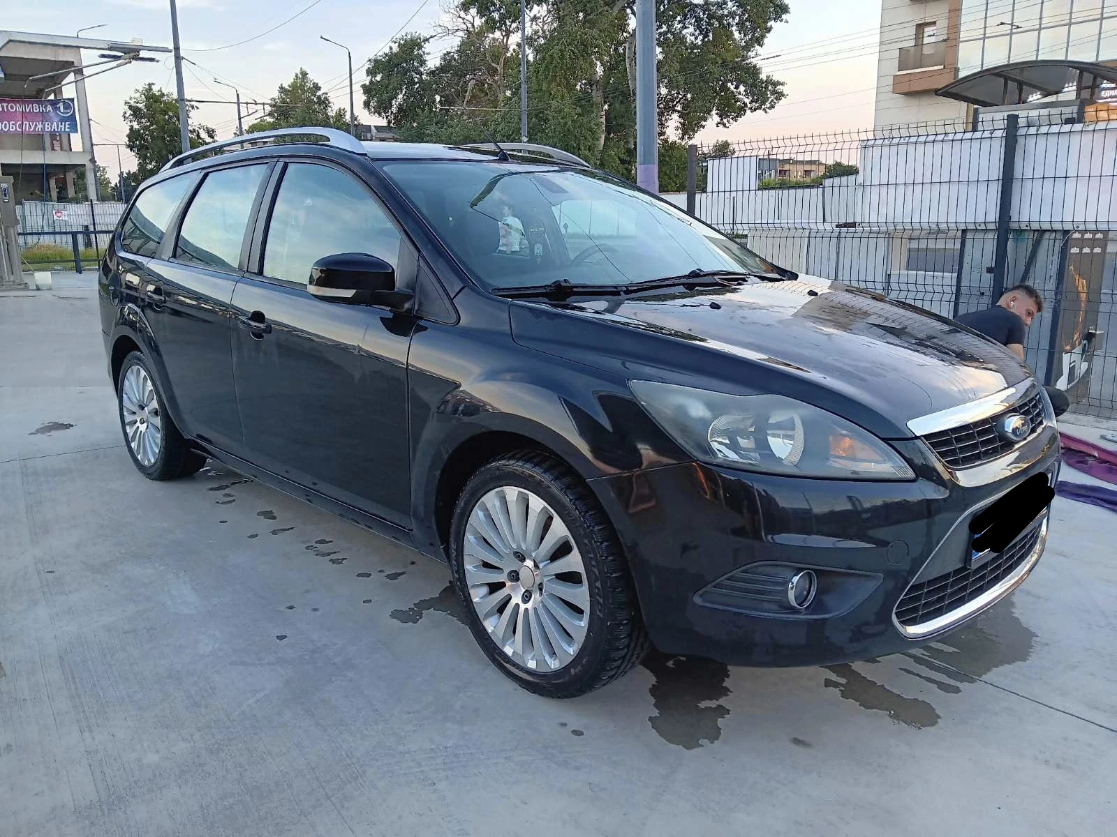 Ford Focus 2i, снимка 2 - Автомобили и джипове - 54874345
