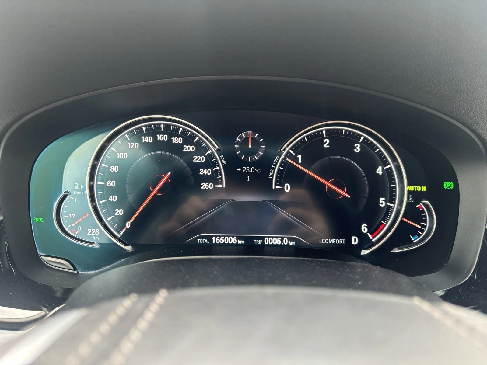 BMW 520 M-пакет Digital, снимка 13 - Автомобили и джипове - 55374038