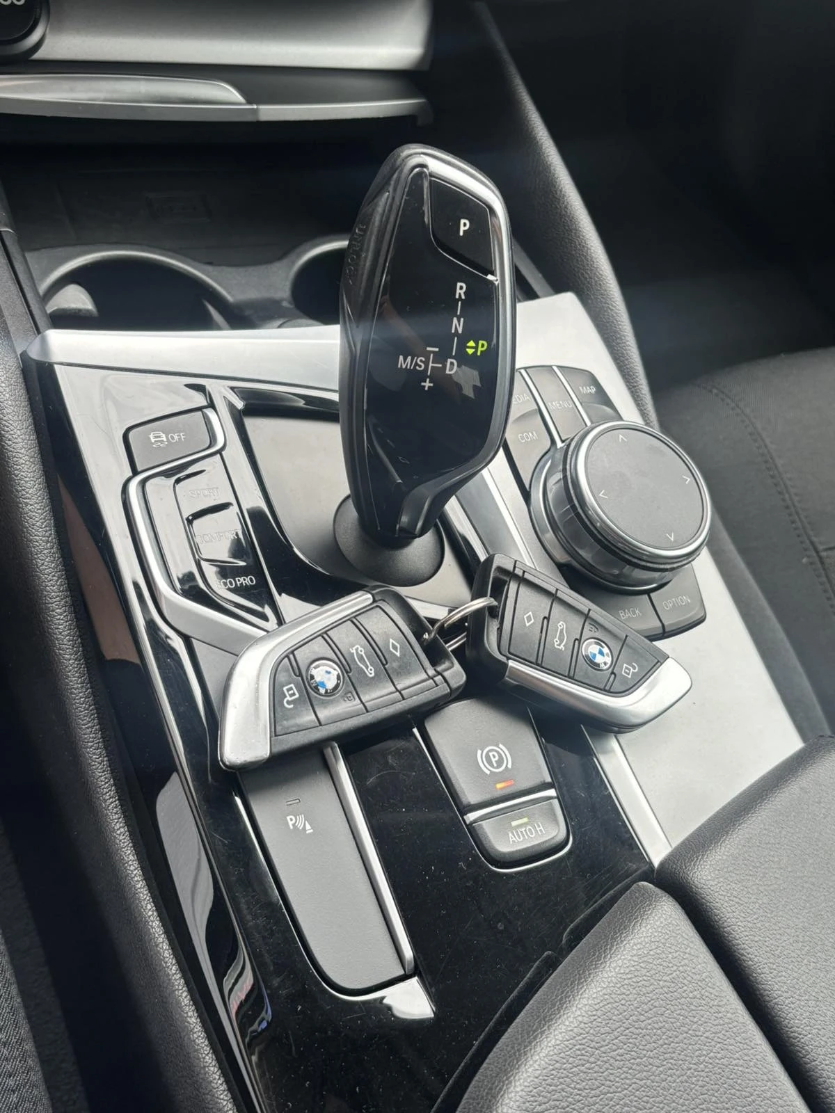 BMW 520 M-пакет Digital, снимка 12 - Автомобили и джипове - 55374038