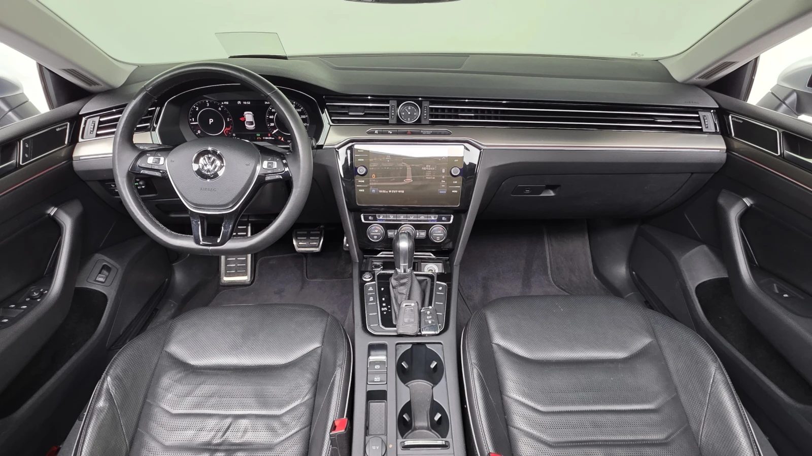 VW Arteon 2.0 TDI* 360* HUD* ЕЛ. БАГАЖНИК* BLIND SPOT* КРАЙН, снимка 7 - Автомобили и джипове - 55496245