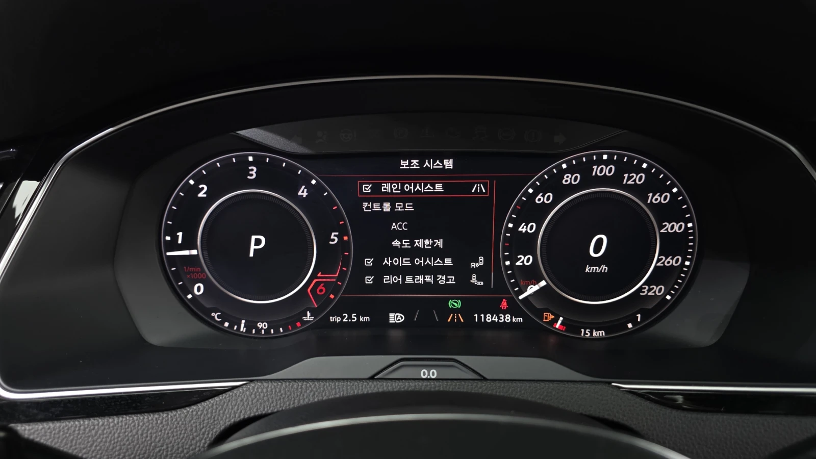 VW Arteon 2.0 TDI* 360* HUD* ЕЛ. БАГАЖНИК* BLIND SPOT* КРАЙН, снимка 8 - Автомобили и джипове - 55496245