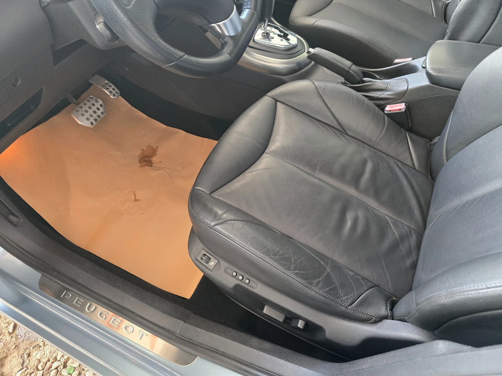 Peugeot 308 2.0HDI 163к автоматик, снимка 10 - Автомобили и джипове - 55592227