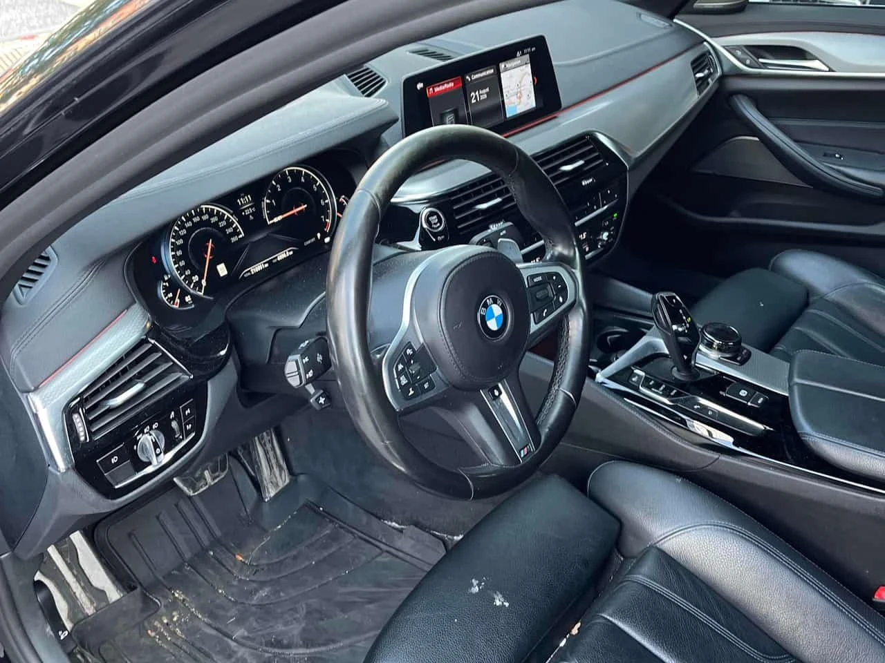 BMW 540 * 540i xDrive * CARFAX * ЦЕНА ДО БГ, снимка 10 - Автомобили и джипове - 55773732