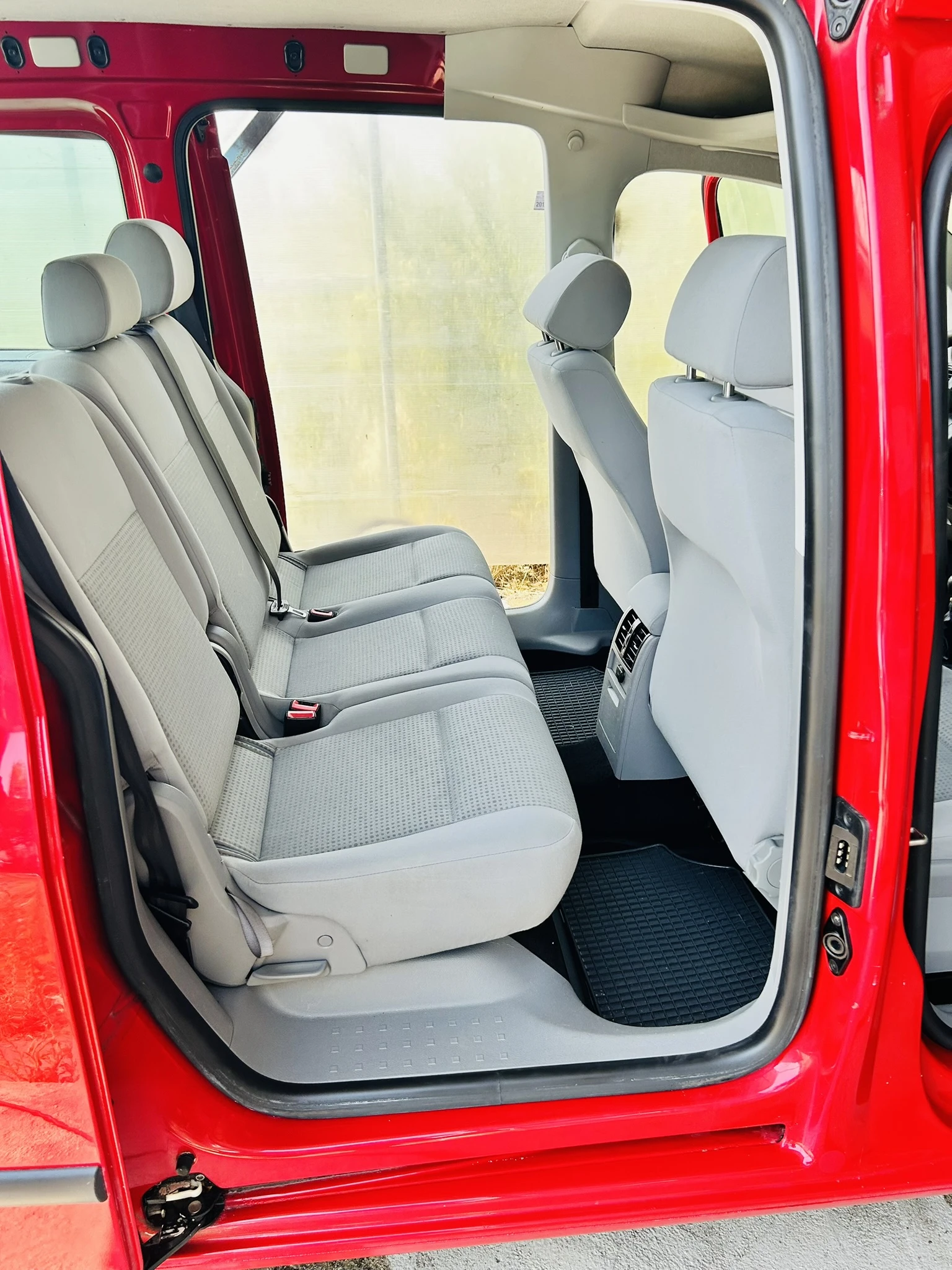 VW Caddy 1.9TDI* LIFE* Клима* Темпомат, снимка 12 - Автомобили и джипове - 55791397