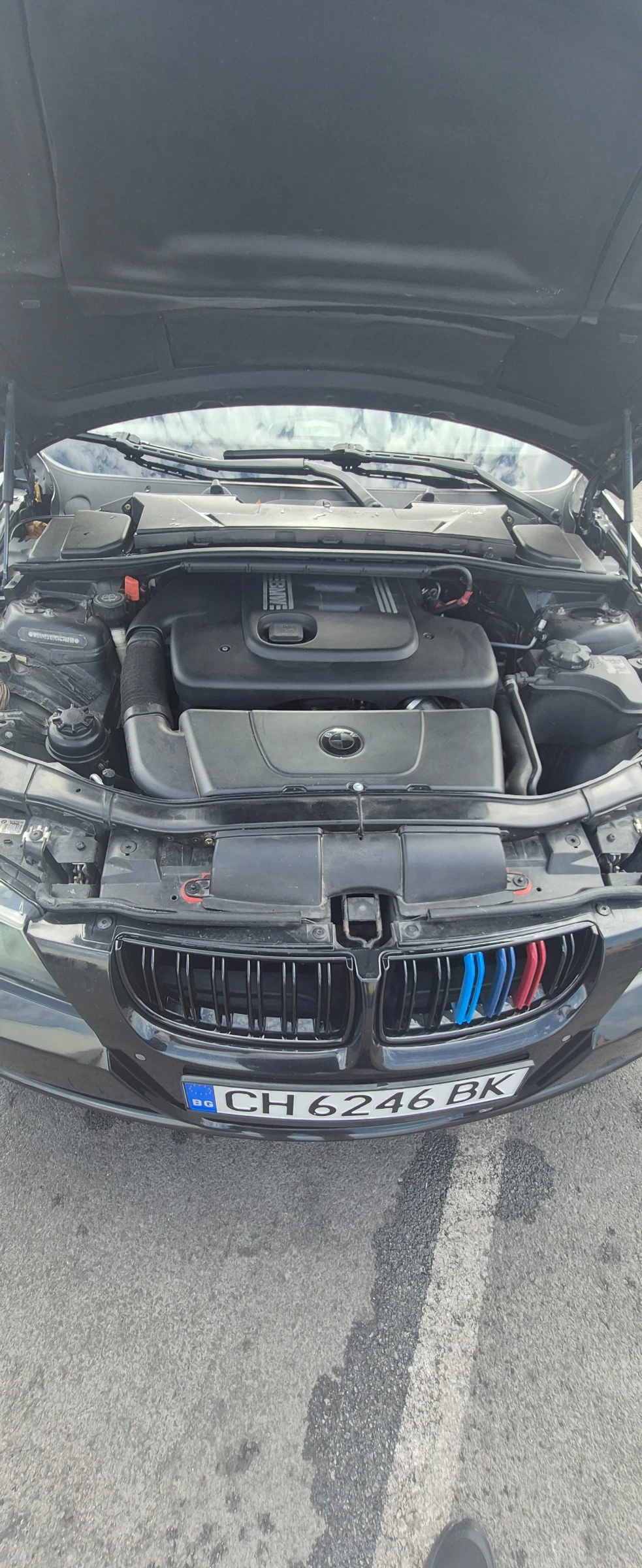 BMW 320, снимка 17 - Автомобили и джипове - 55938174