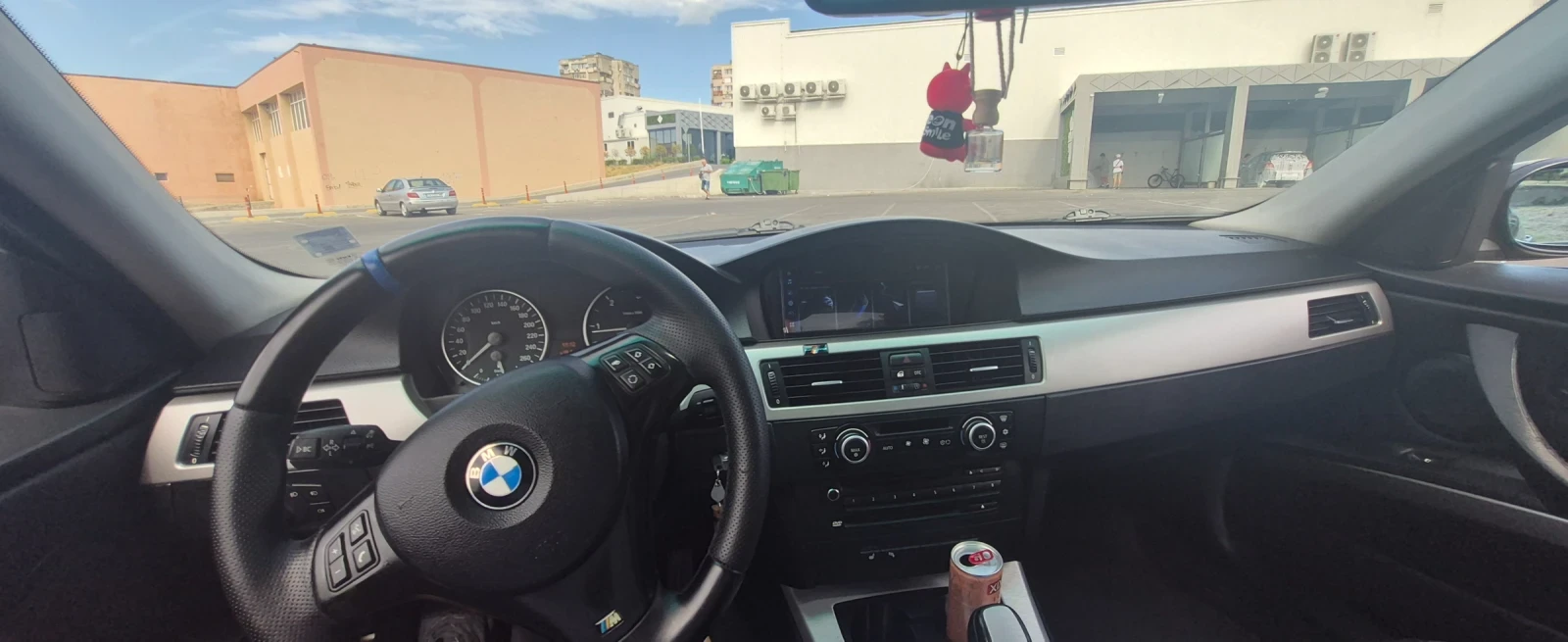 BMW 320, снимка 12 - Автомобили и джипове - 55938174
