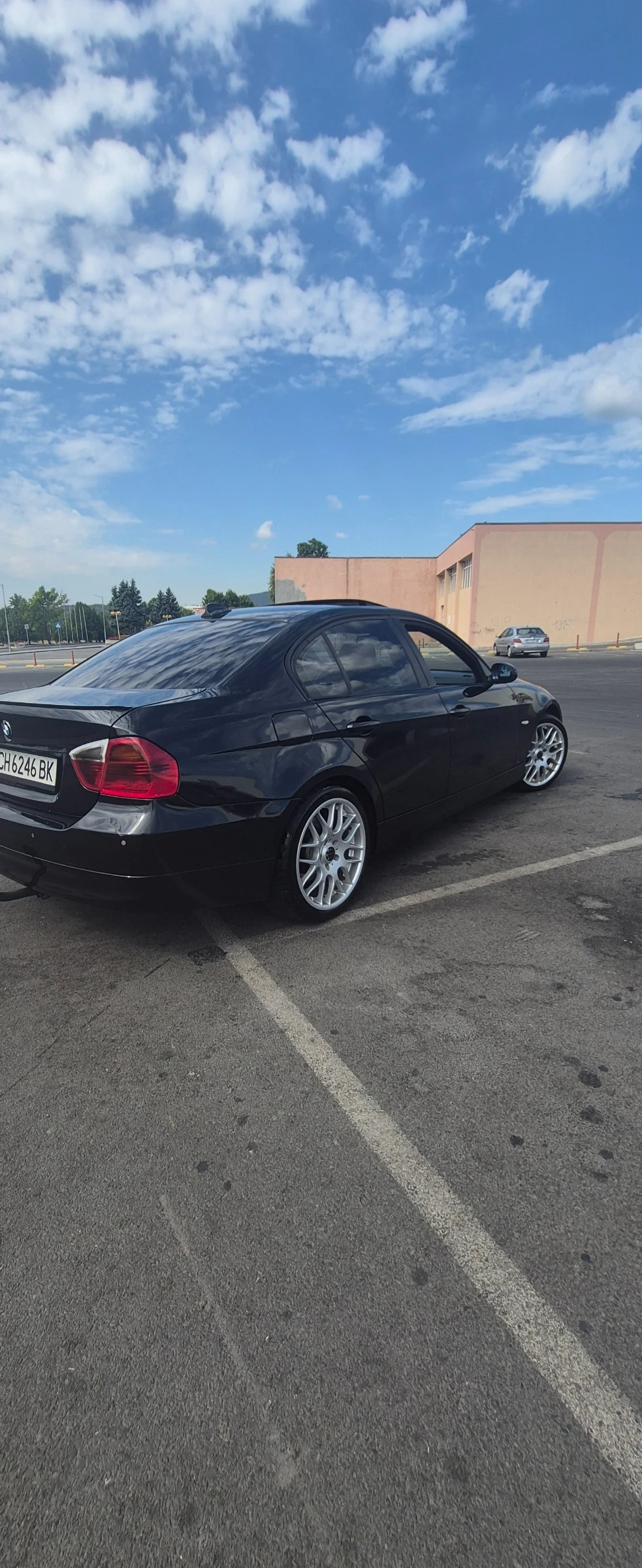 BMW 320, снимка 5 - Автомобили и джипове - 55938174