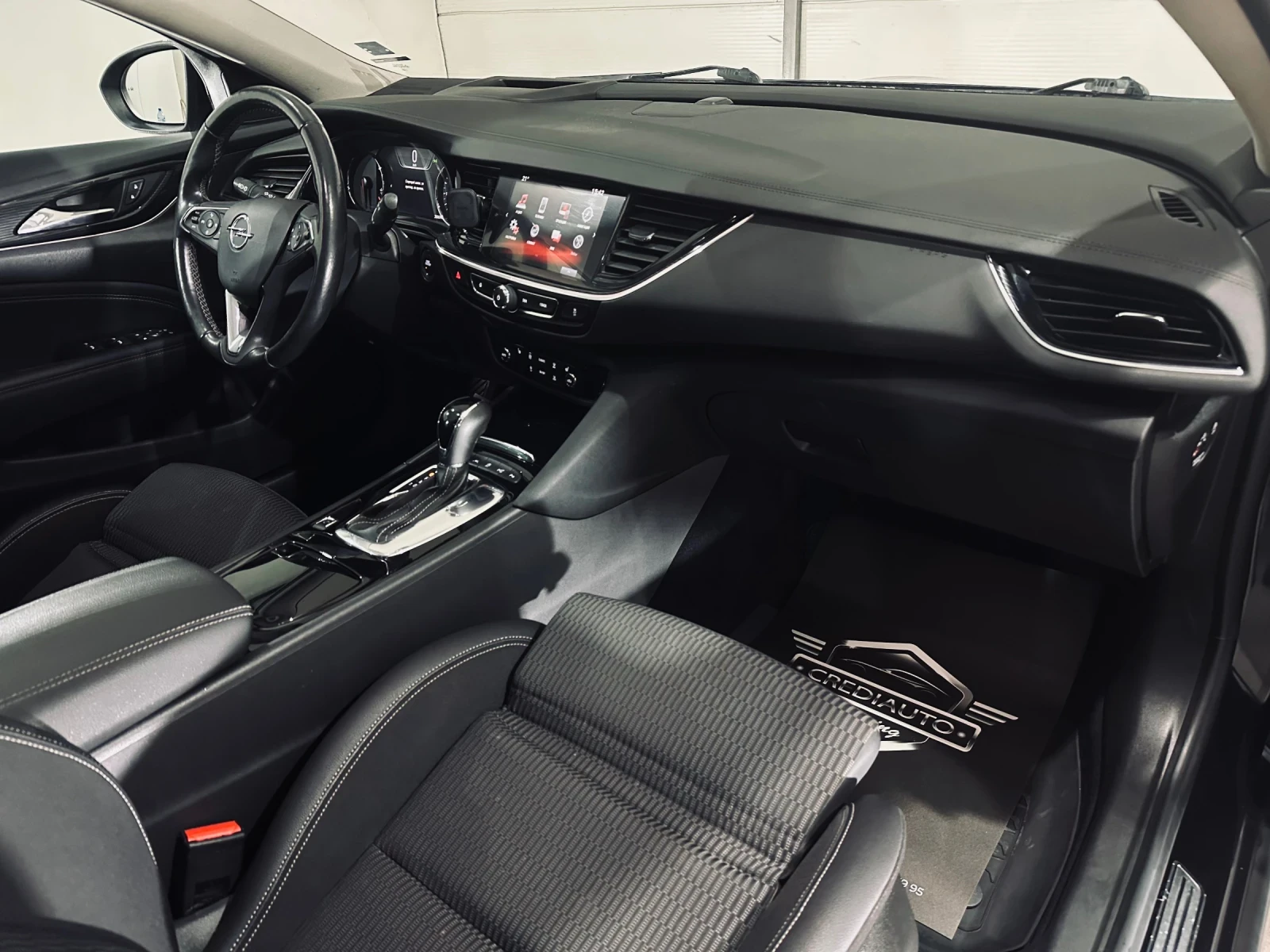 Opel Insignia OPC line, снимка 9 - Автомобили и джипове - 56288097