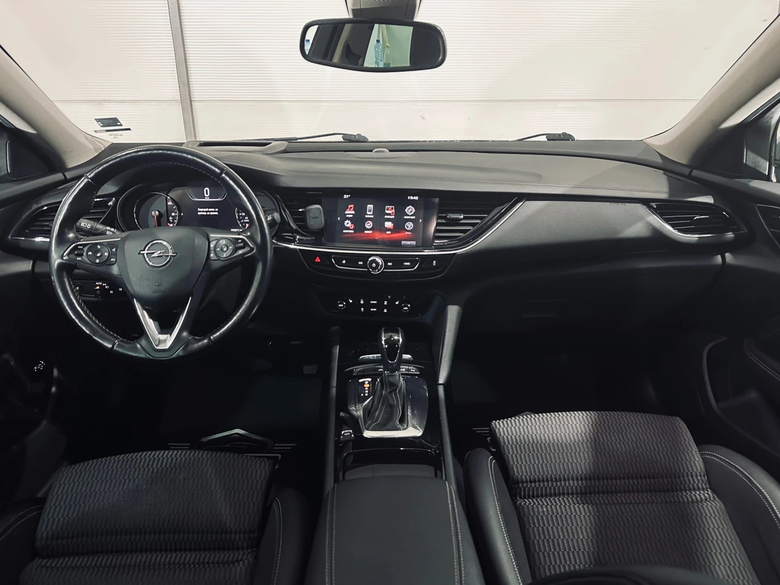 Opel Insignia OPC line, снимка 8 - Автомобили и джипове - 56288097