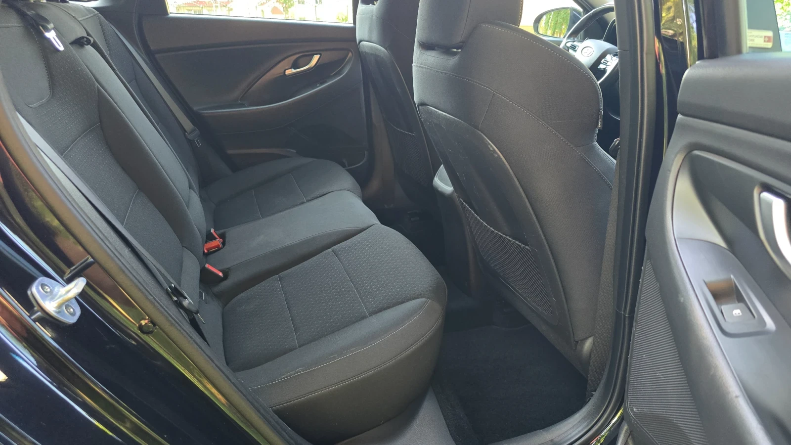 Hyundai I30 1.4 NLINE ШВЕЙЦАРИЯ , снимка 10 - Автомобили и джипове - 56326594