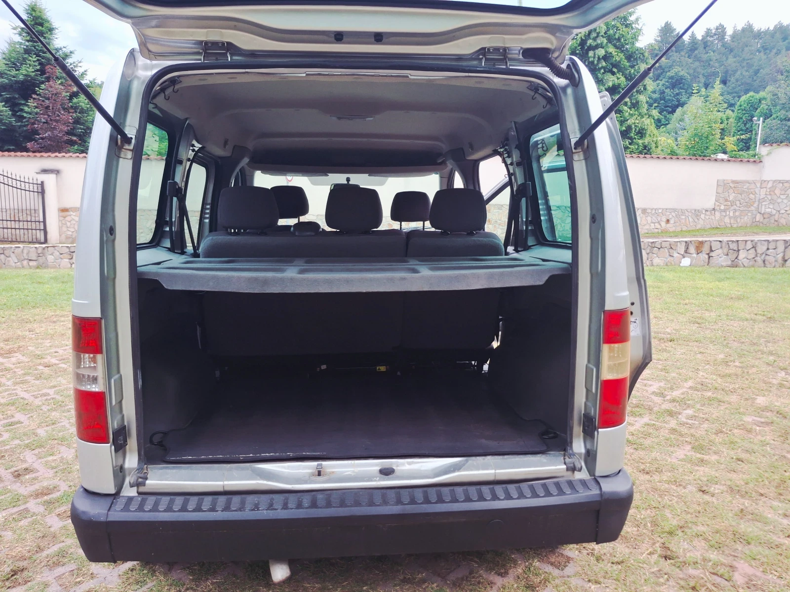 Ford Tourneo Connect 1.8tdci.90��.����� | Mobile.bg � ����������� 11