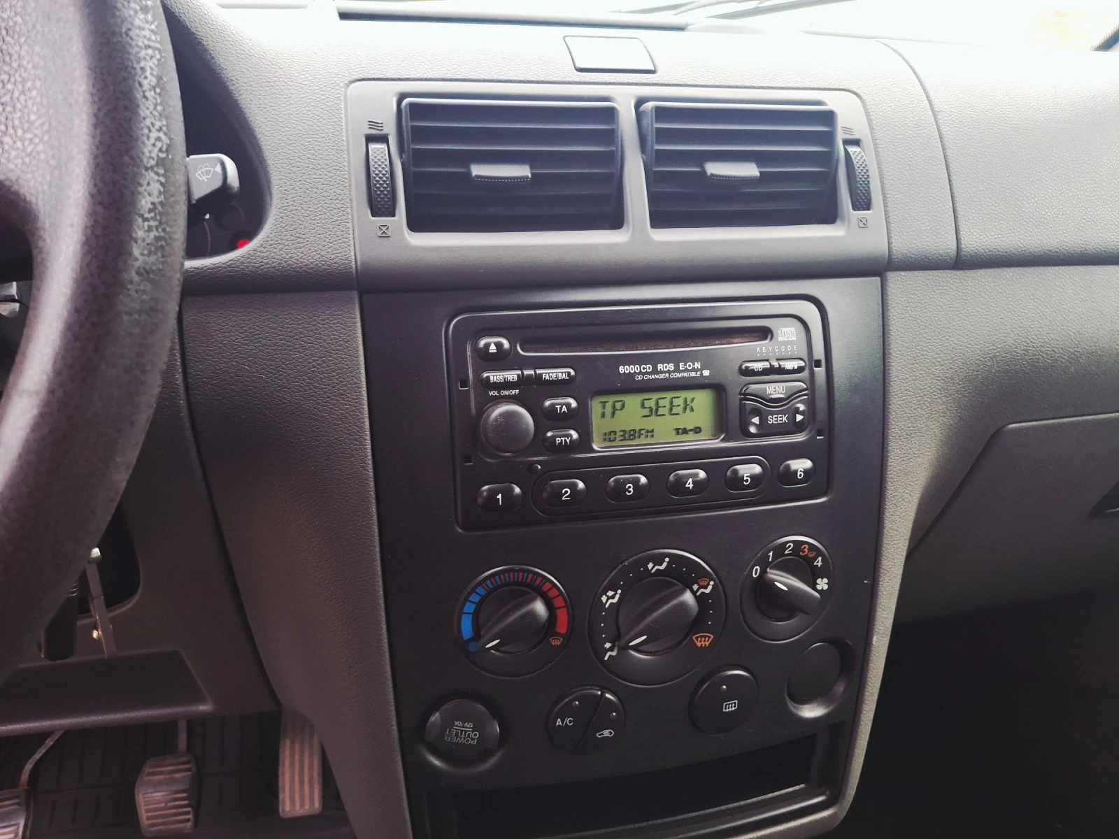 Ford Tourneo Connect 1.8tdci.90��.����� | Mobile.bg � ����������� 8
