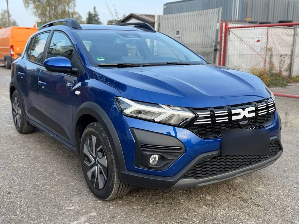 Dacia Sandero TCe 90 auto Expression Navi LED, снимка 2 - Автомобили и джипове - 56639040