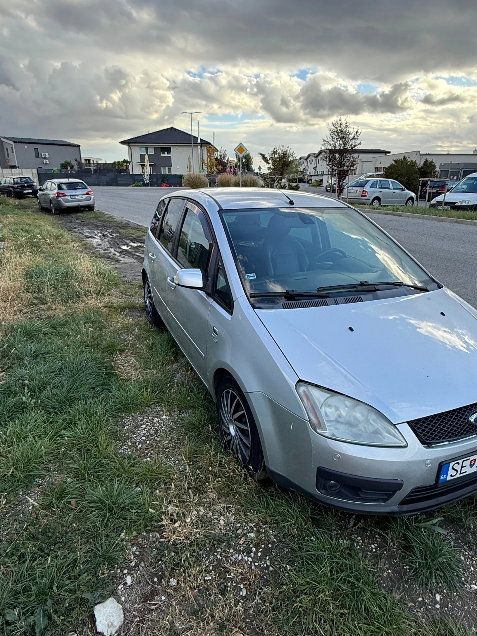 Ford C-max, снимка 2 - Автомобили и джипове - 56658722