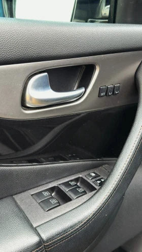 Infiniti QX70 S 3.0d V6| Пълен пакет| Първи собственик| Реални к, снимка 13