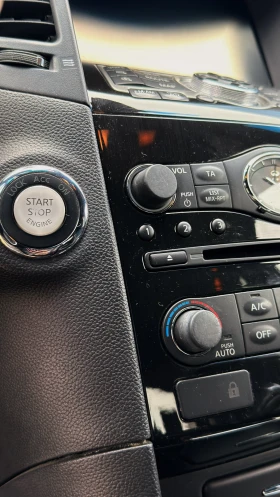 Infiniti QX70 S 3.0d V6| Пълен пакет| Първи собственик| Реални к, снимка 11