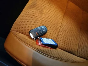 Jeep Grand cherokee | SRT | DISTRONIC | ОБДУХВАНЕ | ДВА КЛЮЧА   - 42500 € / 83122.77 лв. - 30459559 8