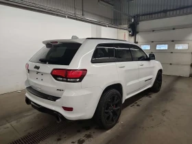 Jeep Grand cherokee | SRT | DISTRONIC | ОБДУХВАНЕ | ДВА КЛЮЧА   - 42500 € / 83122.77 лв. - 30459559 3