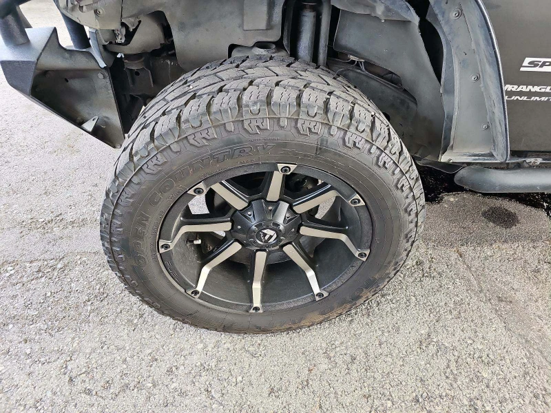 Jeep Wrangler JK Unlimited Sport S, снимка 10 - Автомобили и джипове - 47213144