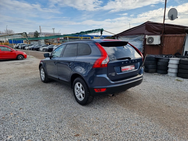 Volvo XC60 2.4D5 4x4, снимка 3 - Автомобили и джипове - 48282220