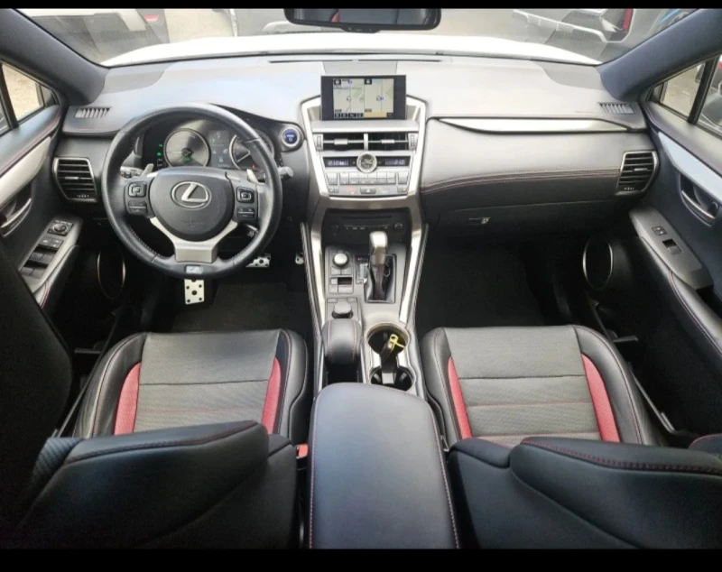 Lexus NX 300h, снимка 11 - Автомобили и джипове - 52470553