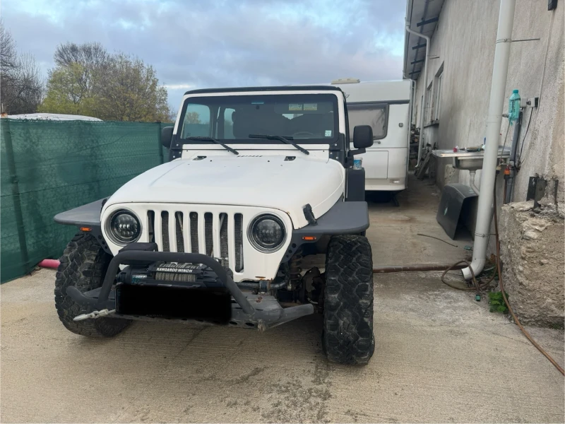 Jeep Wrangler, снимка 4 - Автомобили и джипове - 52340423