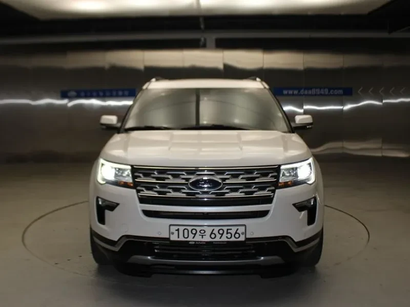 Ford Explorer 2.3 Limited 4Wd 5Th Generation, снимка 3 - Автомобили и джипове - 55263782