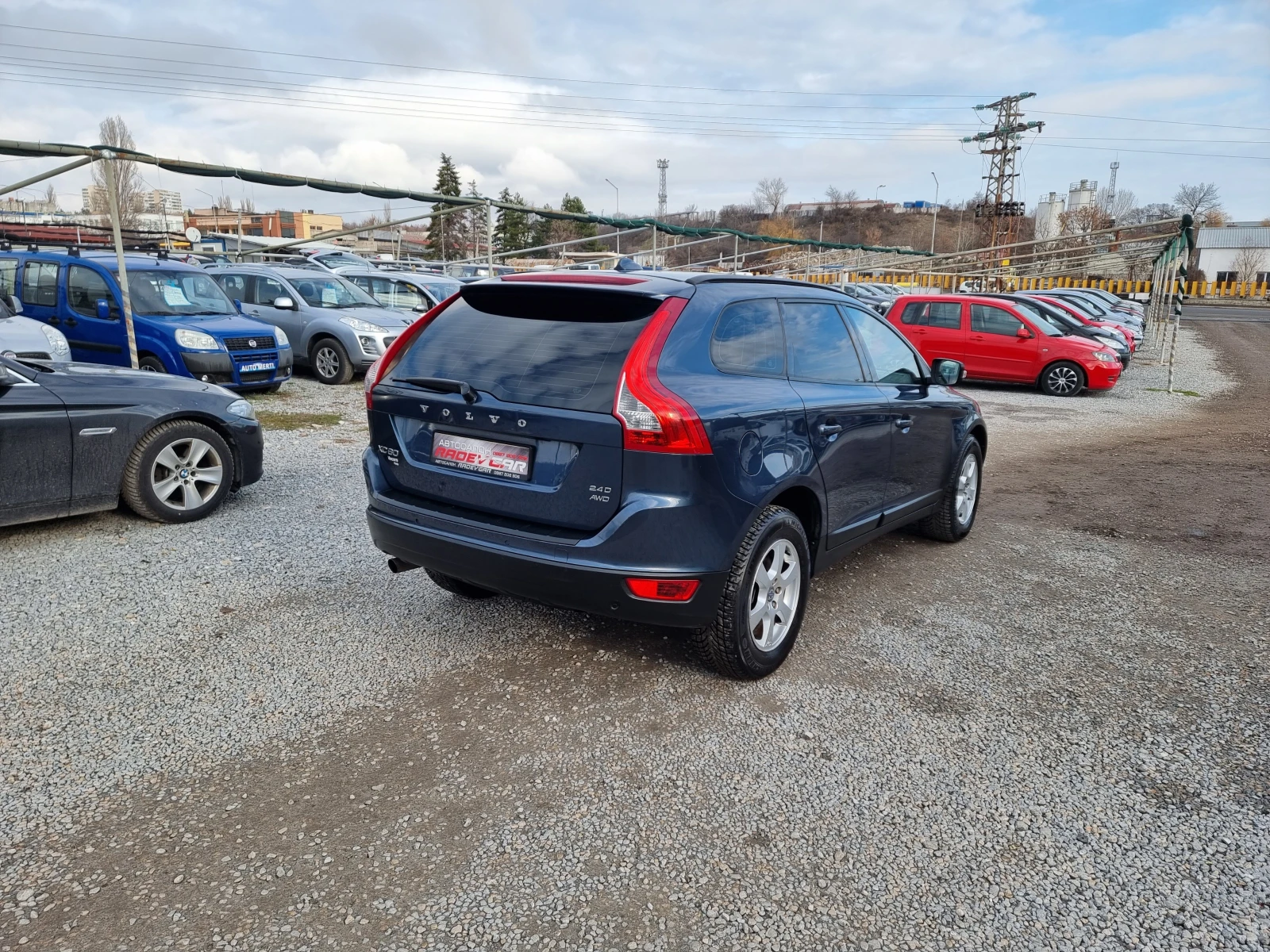 Volvo XC60 2.4D5 4x4 - изображение 5