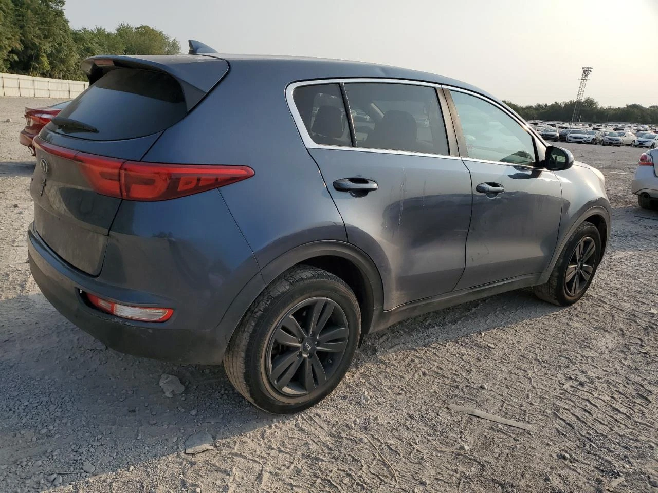 Kia Sportage LX 2.4L  - изображение 4