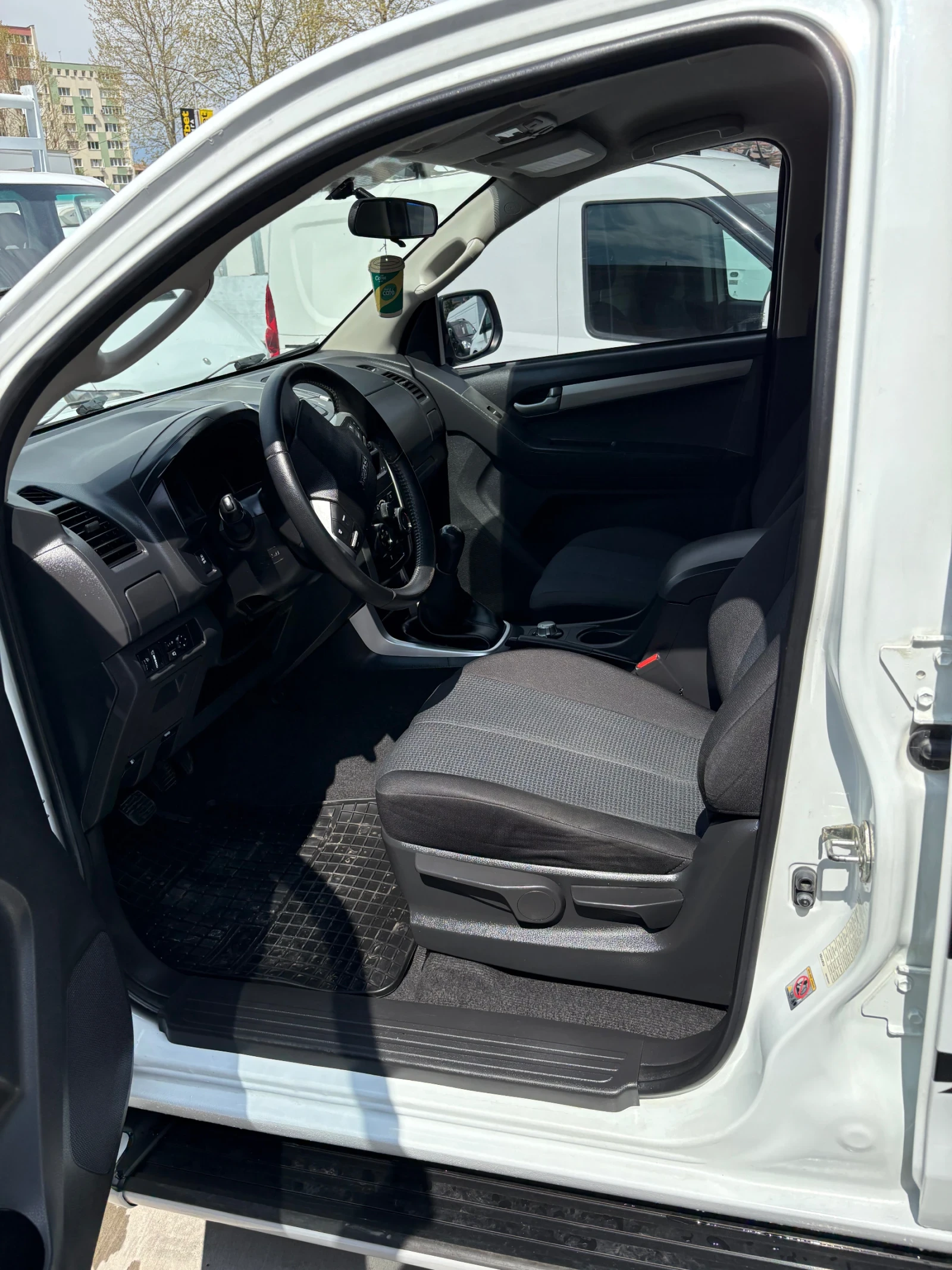 Isuzu D-max  - изображение 8