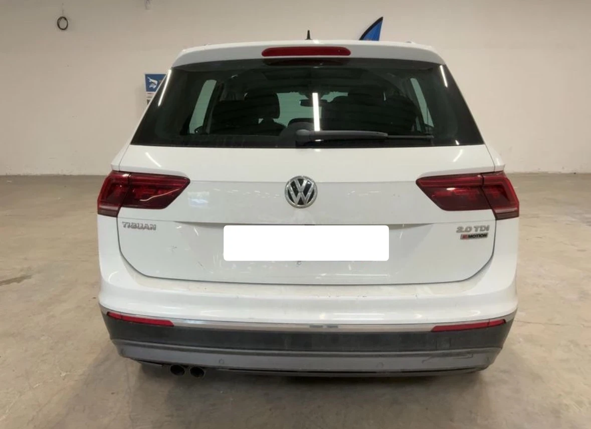 VW Tiguan 2.0TDI 4MOTION* DSG Keyless* 360* PANORAMA* HEAD U - изображение 3