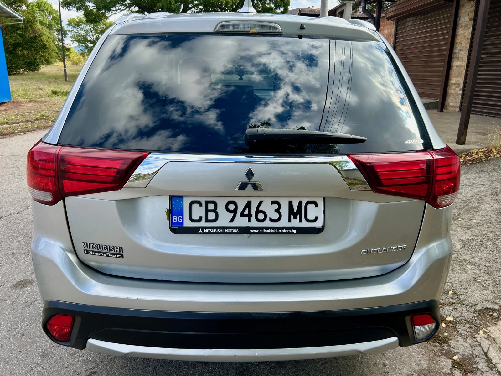 Mitsubishi Outlander 2.0i/4x4/Автомат - изображение 6