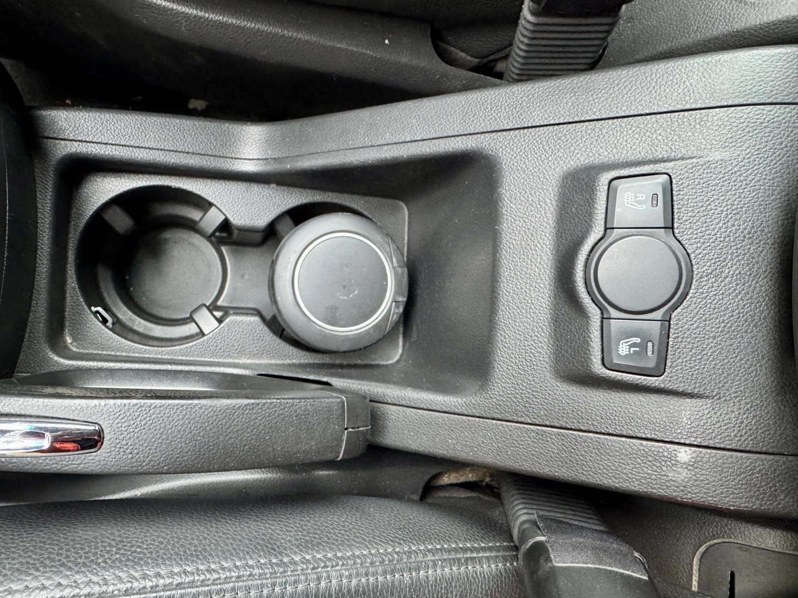 Chevrolet Captiva ������ 7 ����� 4�4 | Mobile.bg � ����������� 12